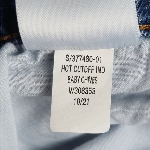 Old Navy Womens 8 Distressed Denim Cut Off Shorts 30" Waist - Picture 6 of 11